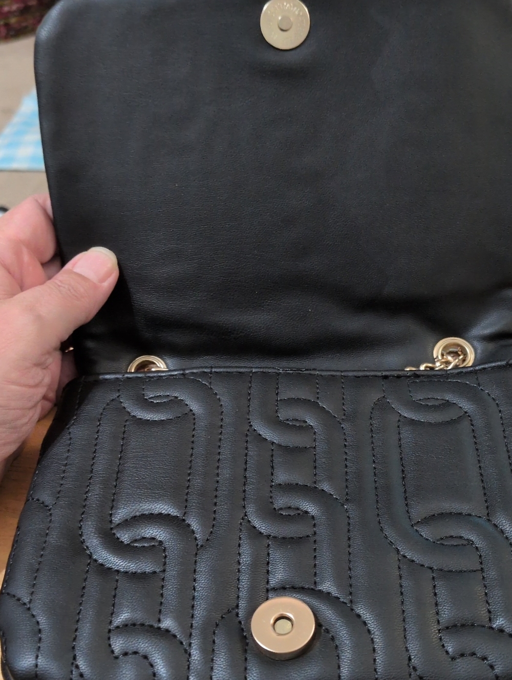 Vegan Small Black Quilted Purse - Picture 7 of 7